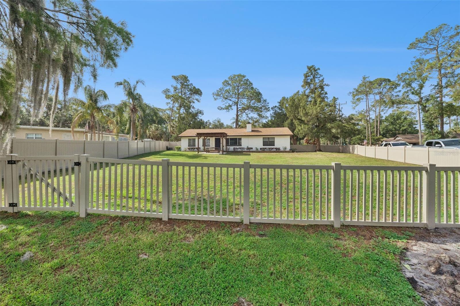 219 S Crystal Dr, Sanford, FL 32773 photo