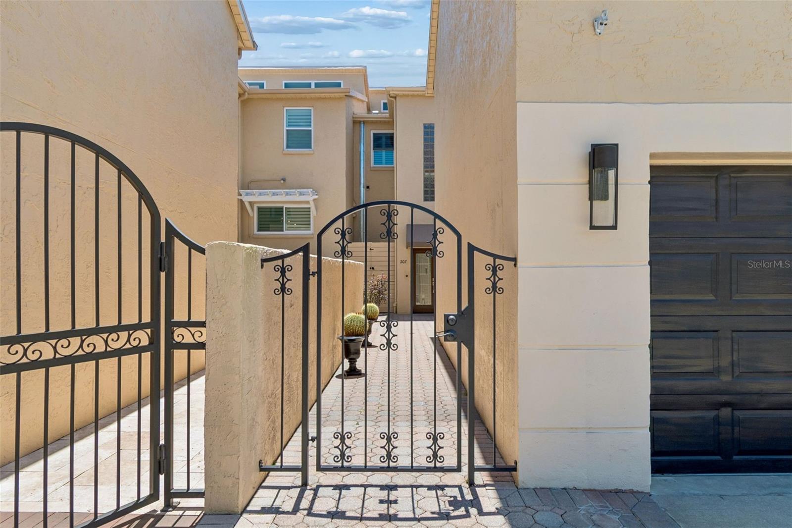 487 Pinellas Bayway #207, Saint Petersburg, FL 33715 photo