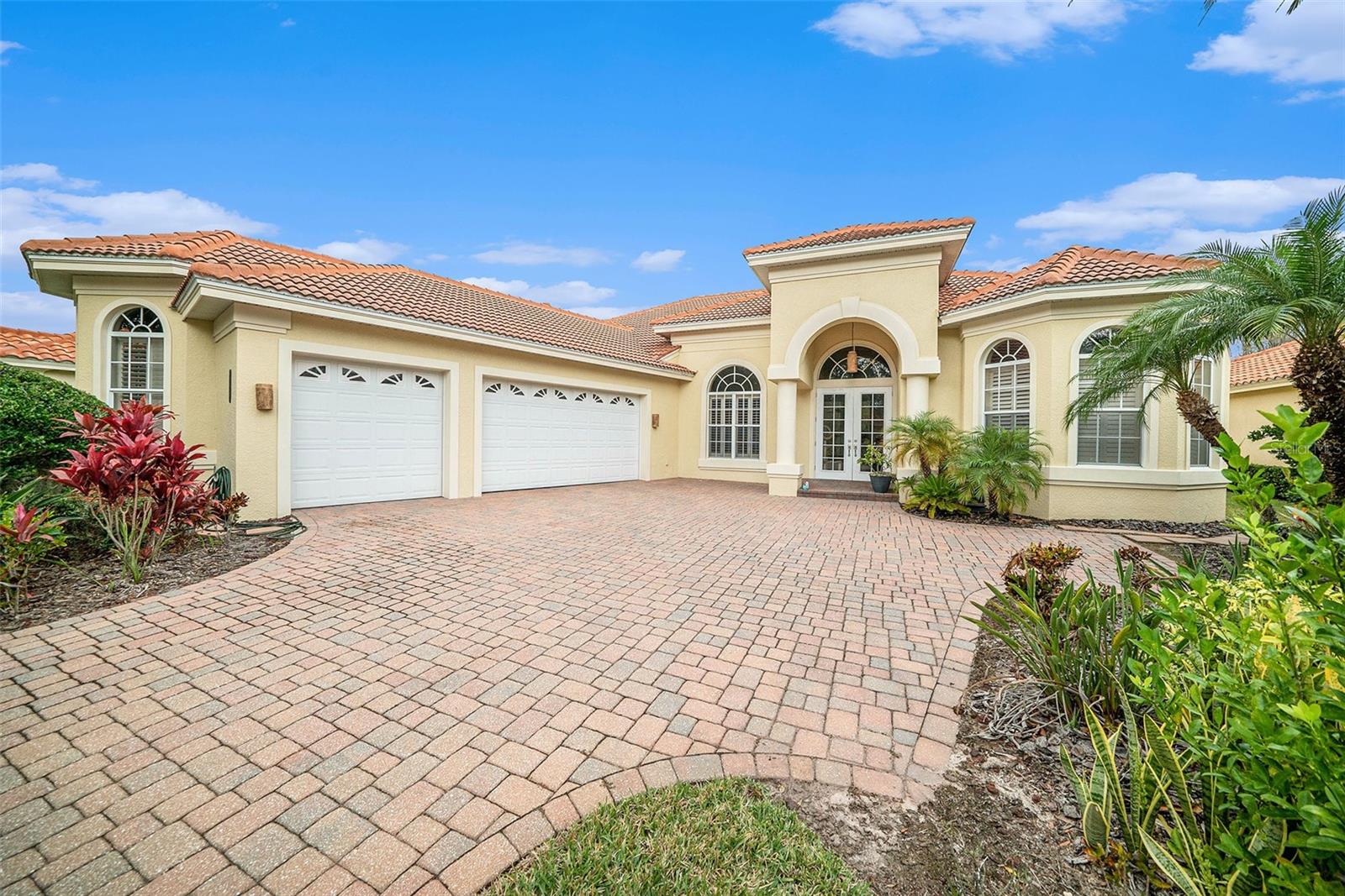 8478 Dunham Station Dr, Tampa, FL 33647 photo