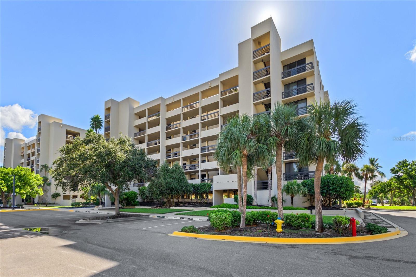 1065 Gulf Of Mexico Dr #402, Longboat Key, FL 34228 photo