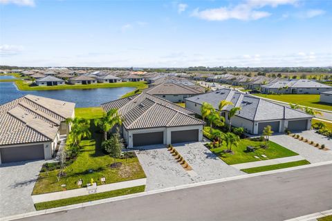 Single Family Residence in BRADENTON FL 5429 MYSTIC WATER COVE.jpg