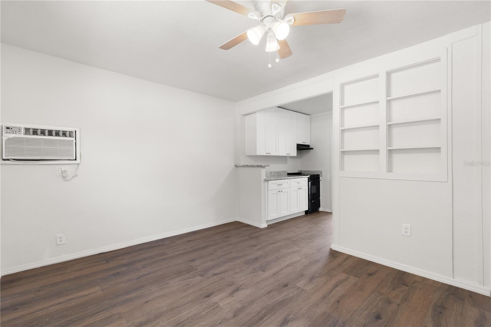 9845 60 St, Pinellas Park, FL 33782 photo