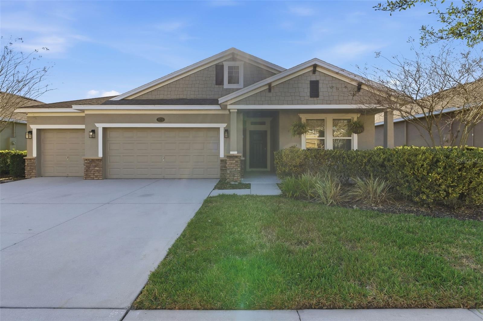 404 W Victoria Trail Blvd, Deland, FL 32724 photo