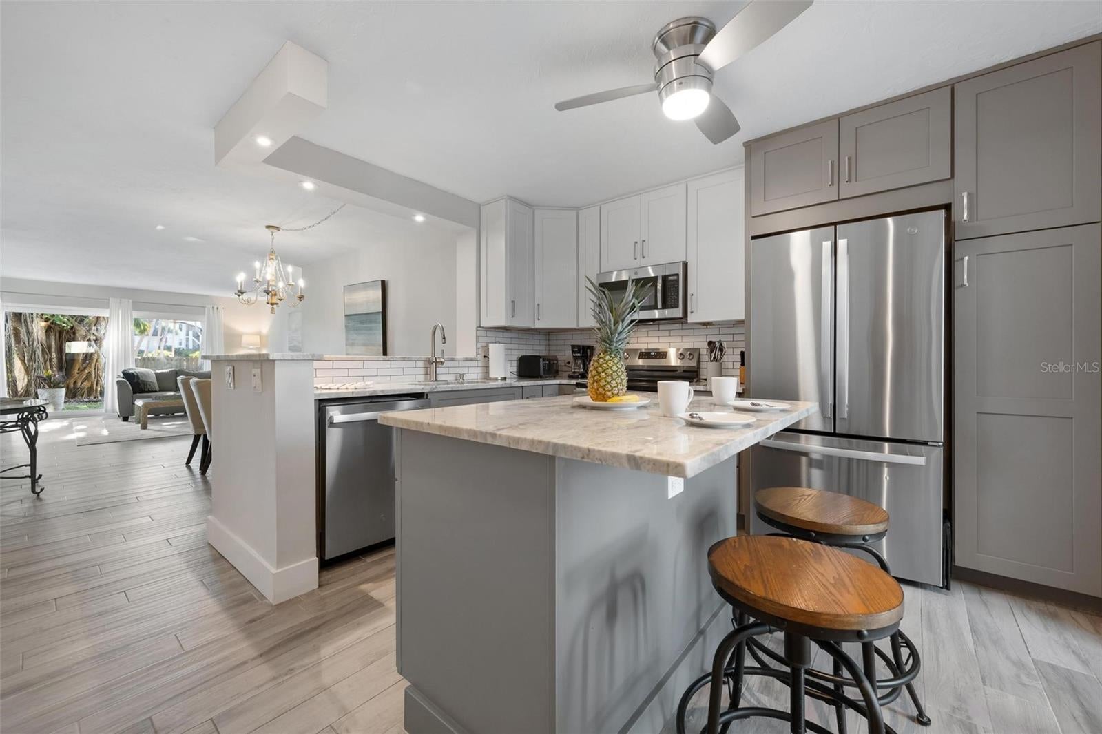 5260 Gulf Of Mexico Dr #403, Longboat Key, FL 34228 photo