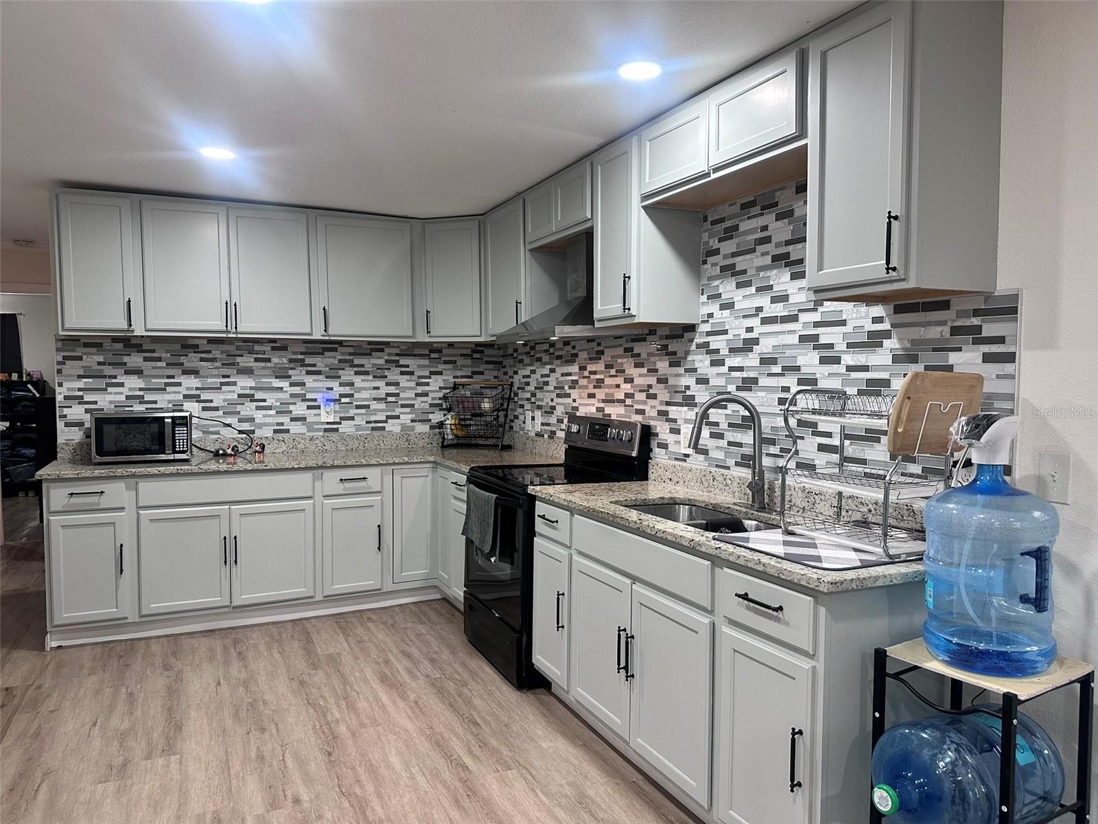 6606 Corbin Ln, New Port Richey, FL 34653 photo