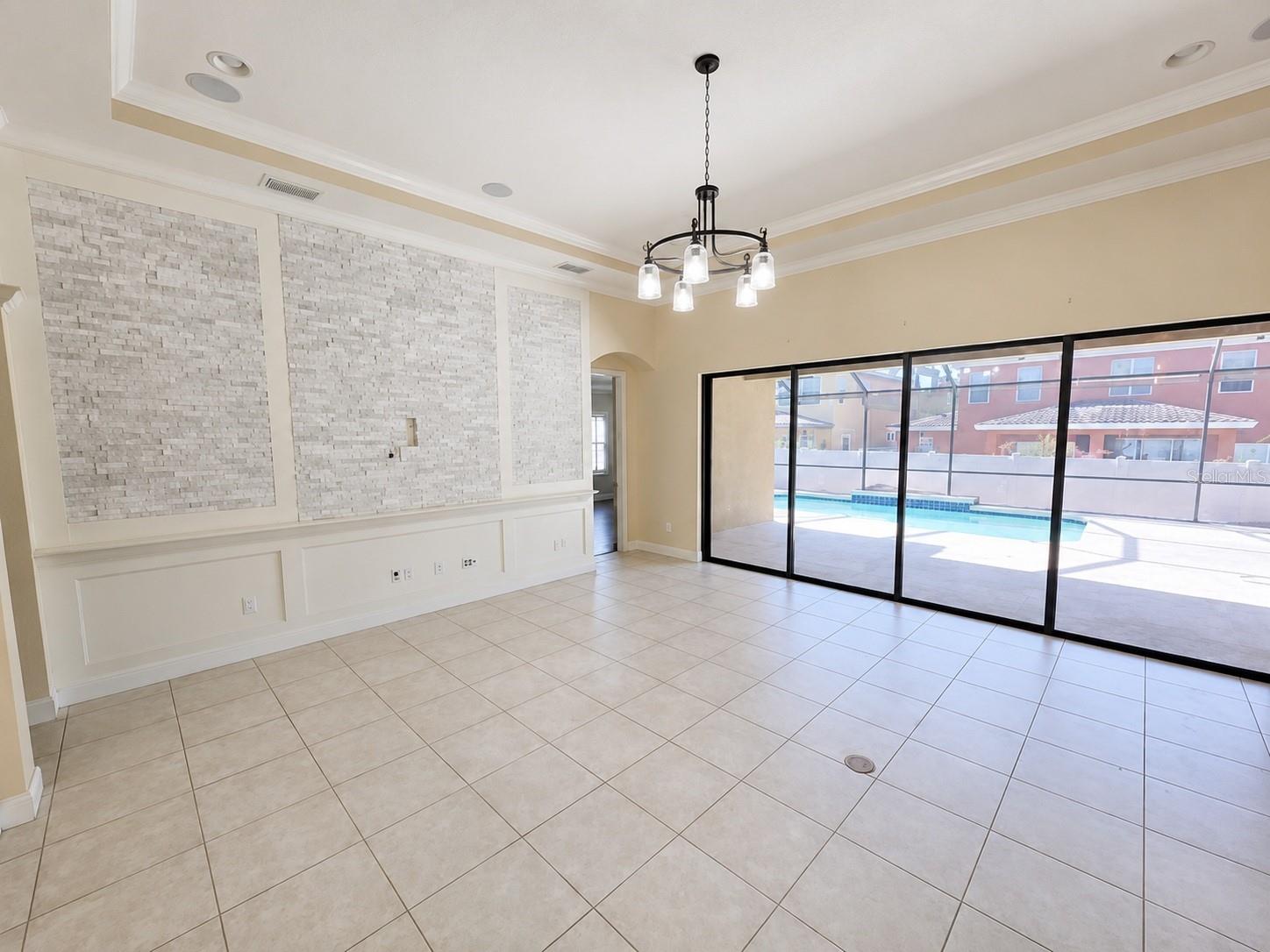 10911 Charmwood Dr, Riverview, FL 33569 photo