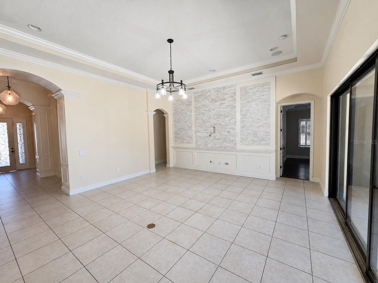 10911 Charmwood Dr, Riverview, FL 33569 photo