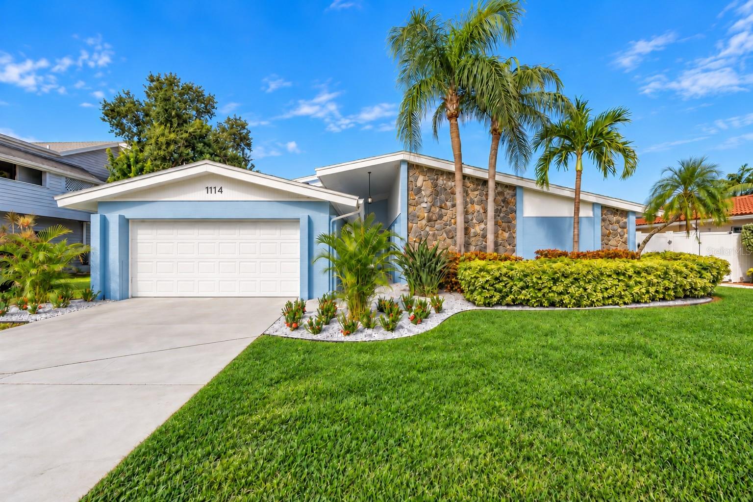 1114 2 Ave, Tierra Verde, FL 33715