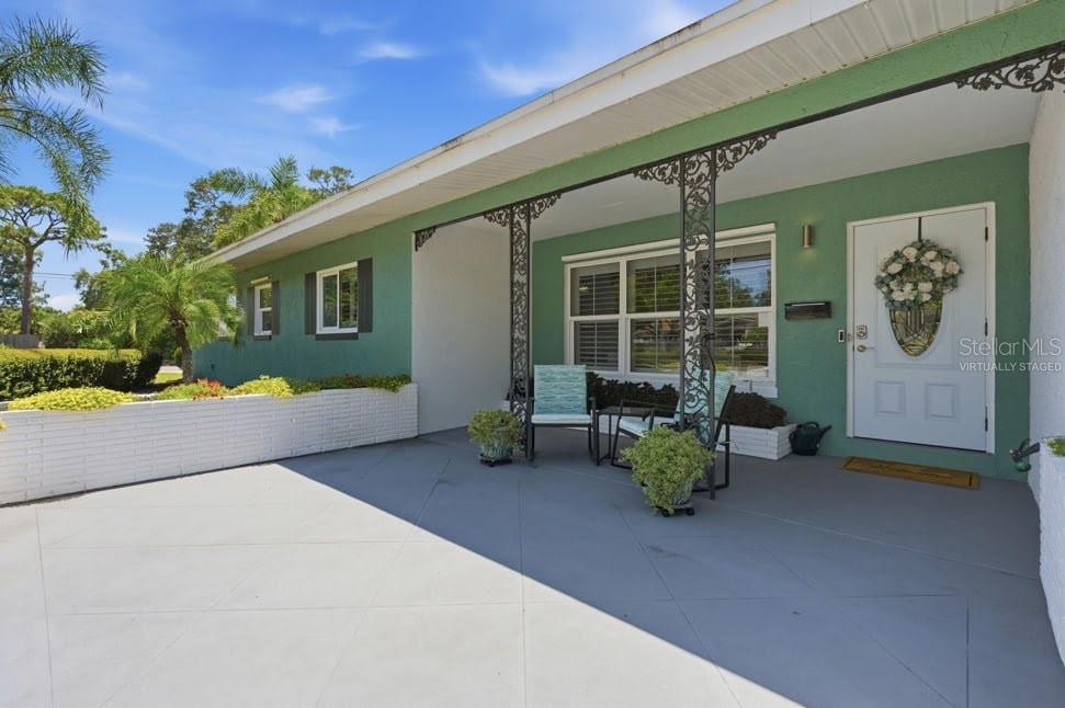 2900 Park St, Saint Petersburg, FL 33710