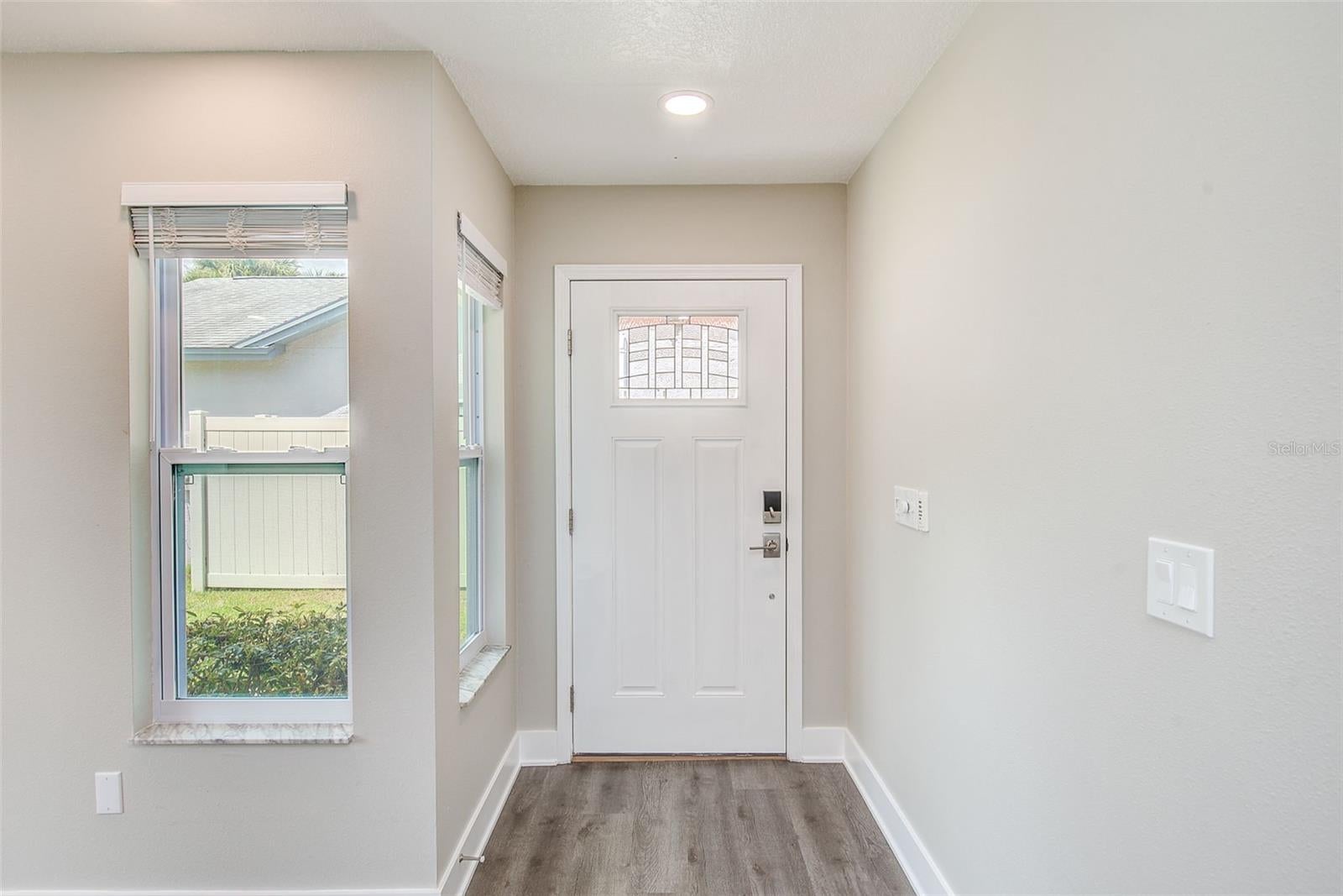 3106 Featherwood Ct, Clearwater, FL 33759 photo
