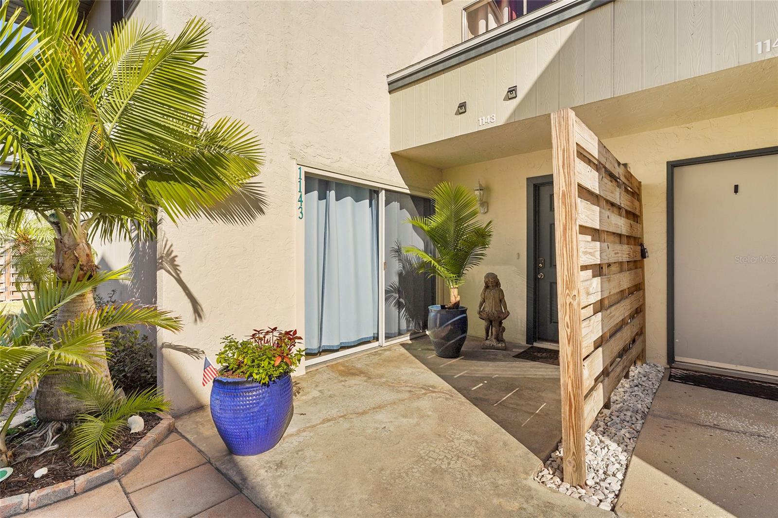 1143 Longfellow Rd, Sarasota, FL 34243 photo