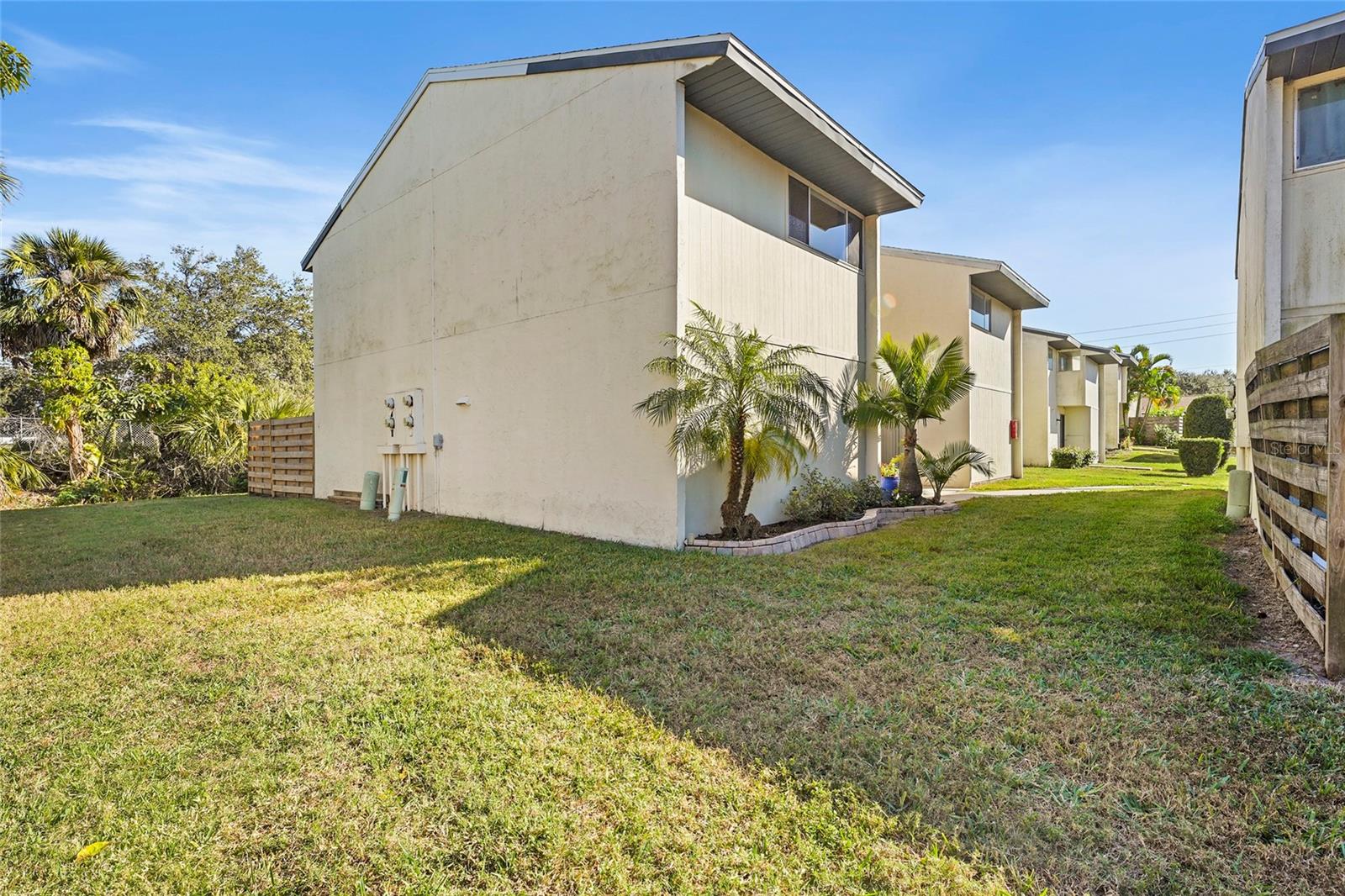 1143 Longfellow Rd, Sarasota, FL 34243 photo