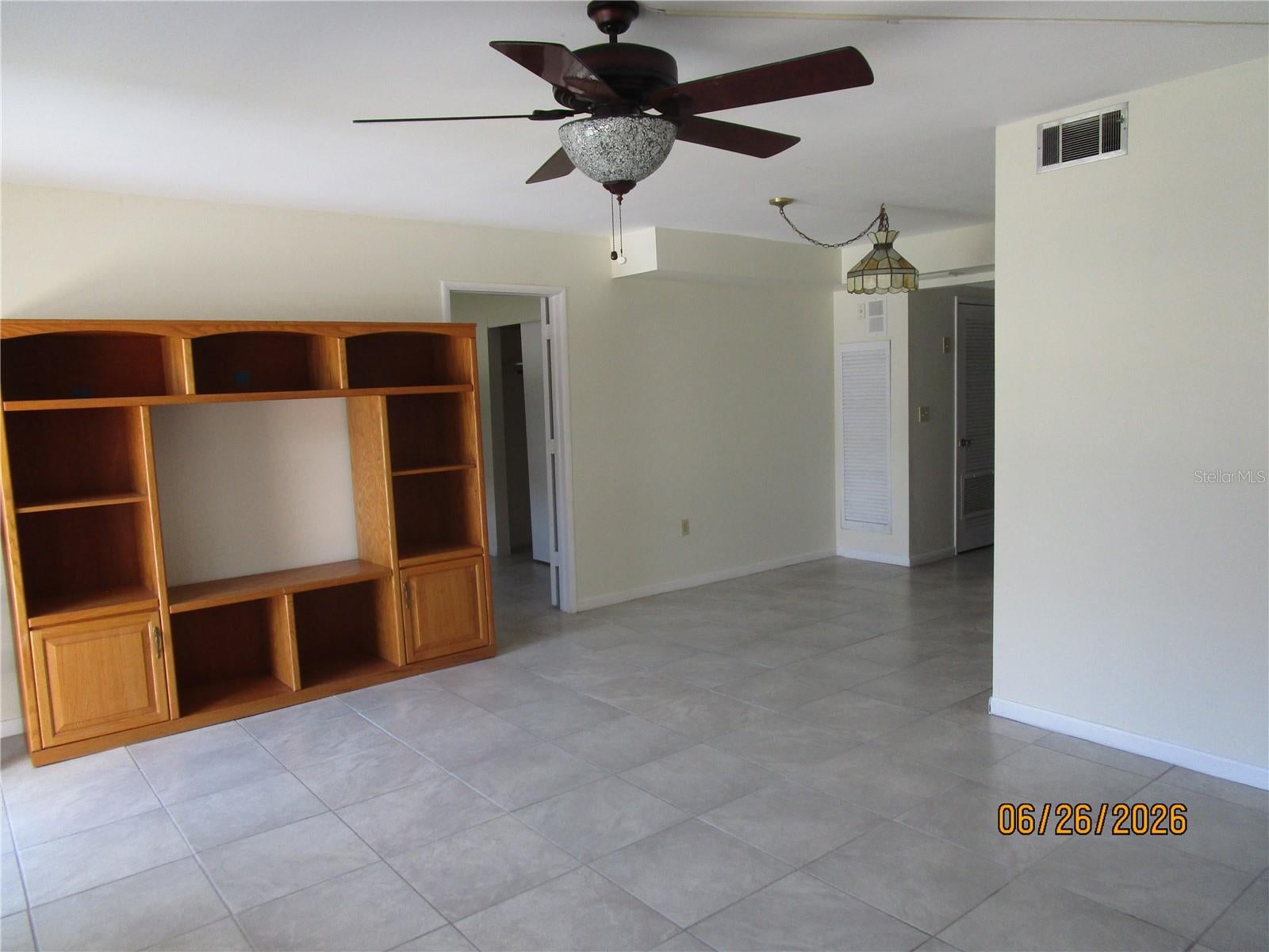 1950 58 Ave #10, Saint Petersburg, FL 33714 photo