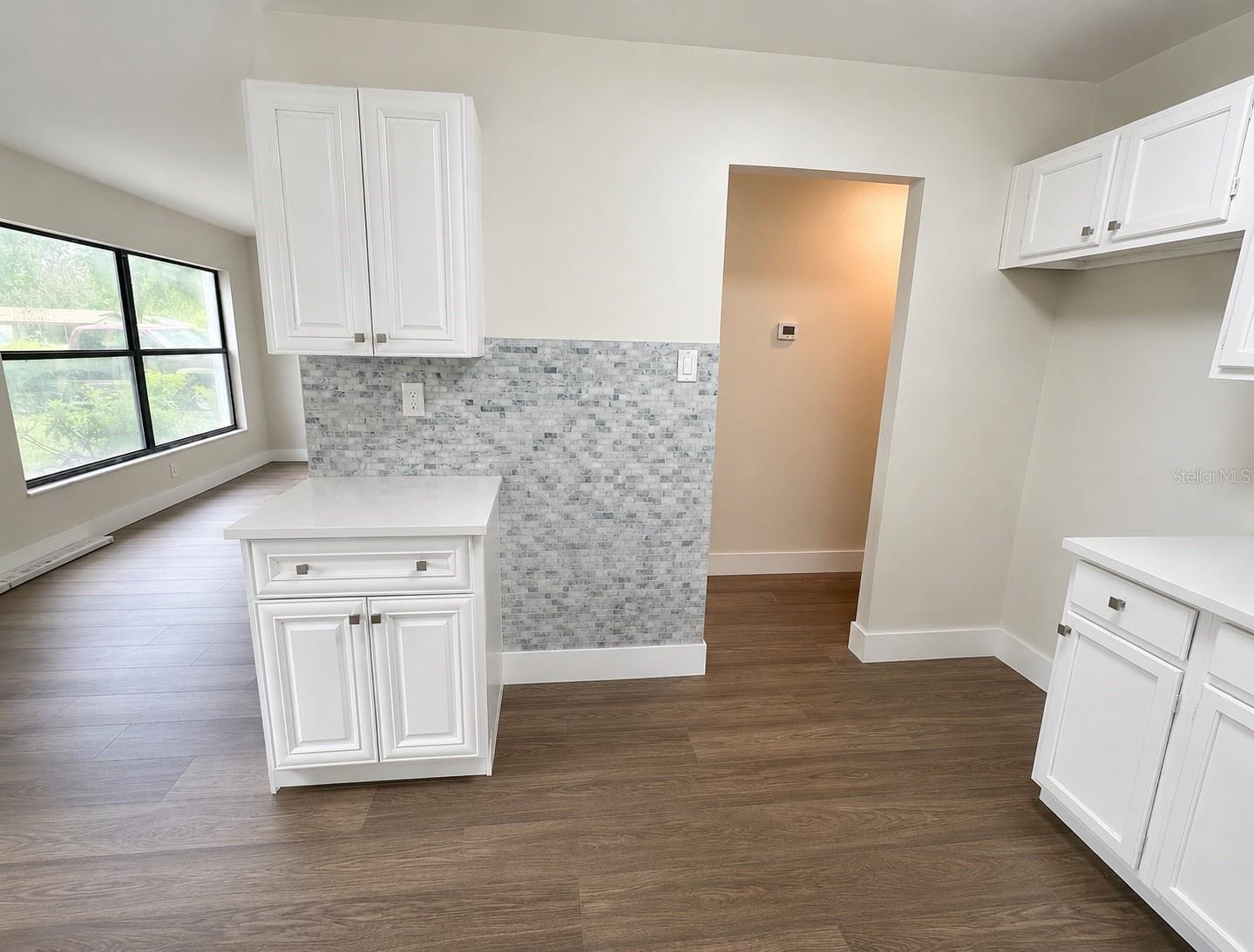 2146 Aaron Ave, Orlando, FL 32811 photo