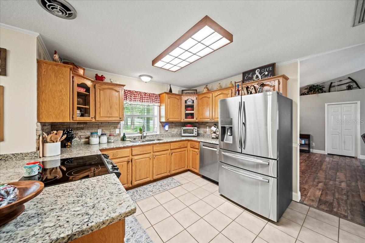 Single Family Residence in DADE CITY FL 9912 PINE LEAF LANE 16.jpg