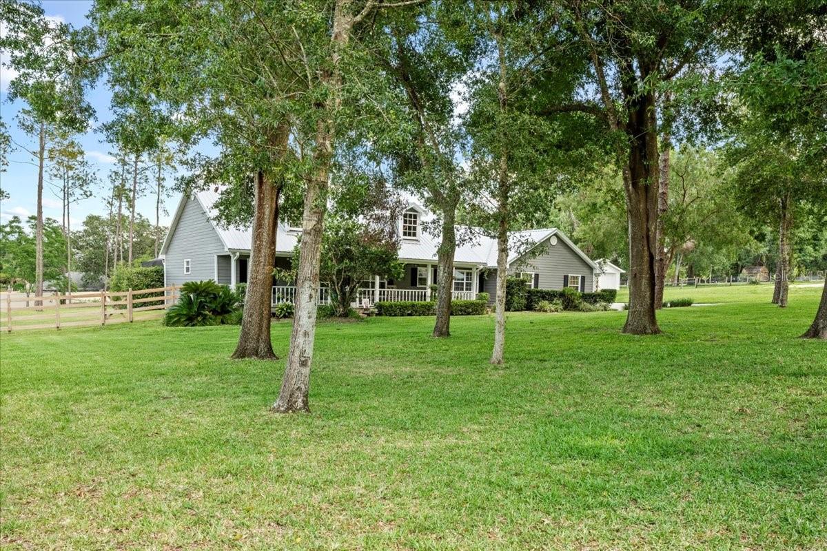 Single Family Residence in DADE CITY FL 9912 PINE LEAF LANE 55.jpg
