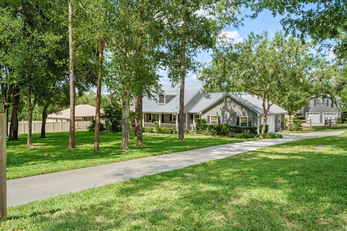 Single Family Residence in DADE CITY FL 9912 PINE LEAF LANE 0.jpg