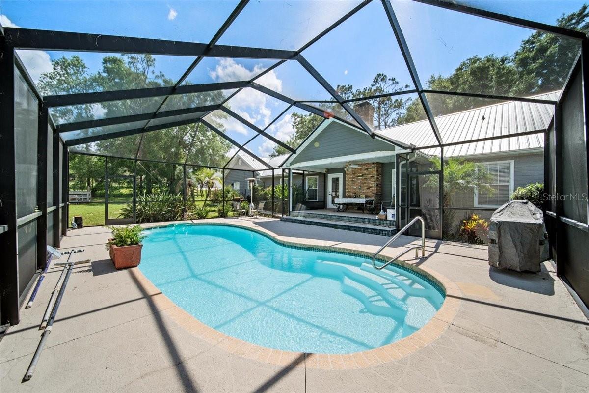 Single Family Residence in DADE CITY FL 9912 PINE LEAF LANE 36.jpg