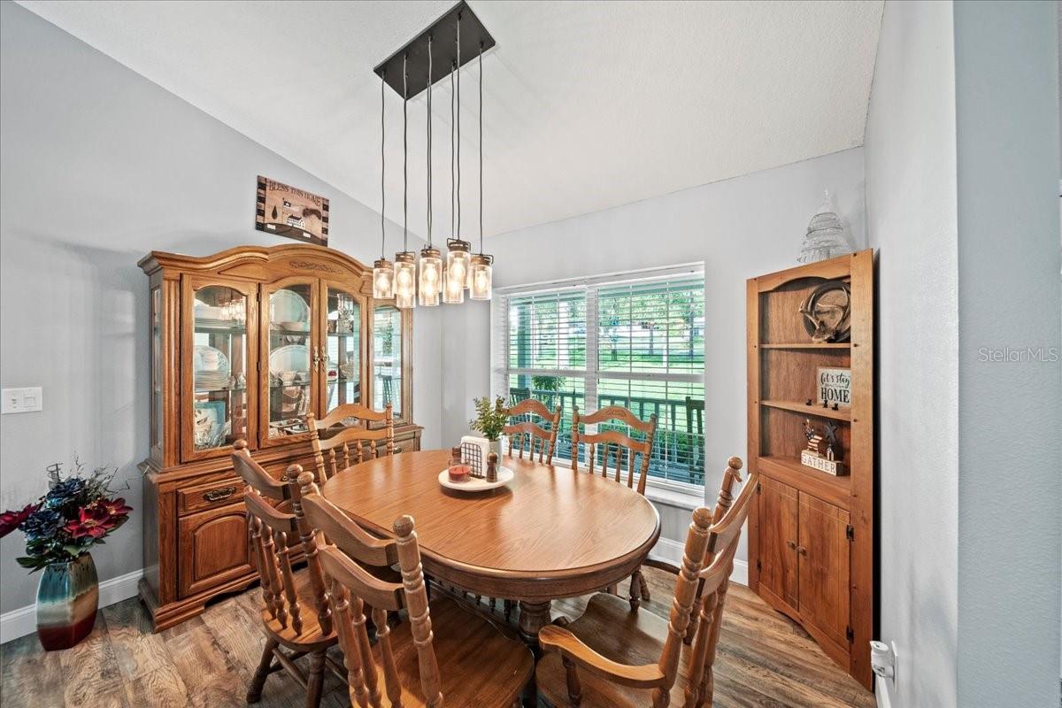 Single Family Residence in DADE CITY FL 9912 PINE LEAF LANE 11.jpg