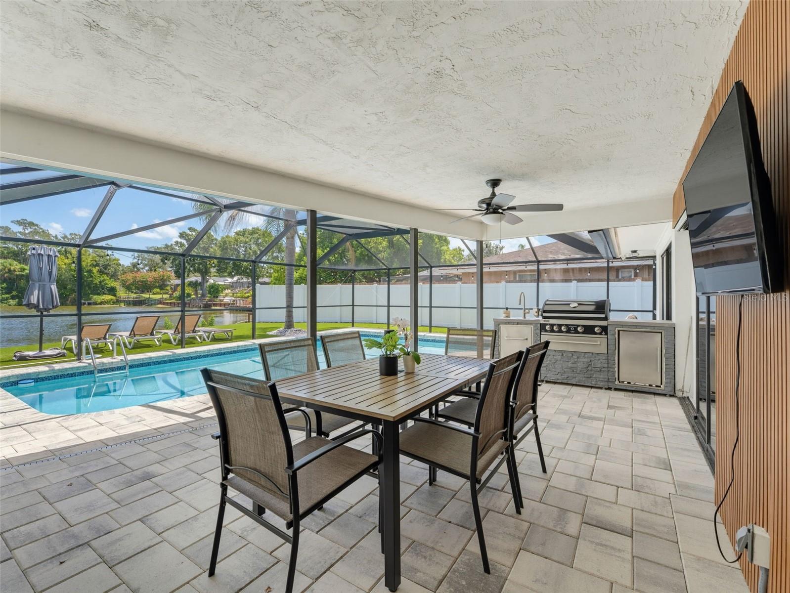 2121 Beecher Rd, Clearwater, FL 33763 photo