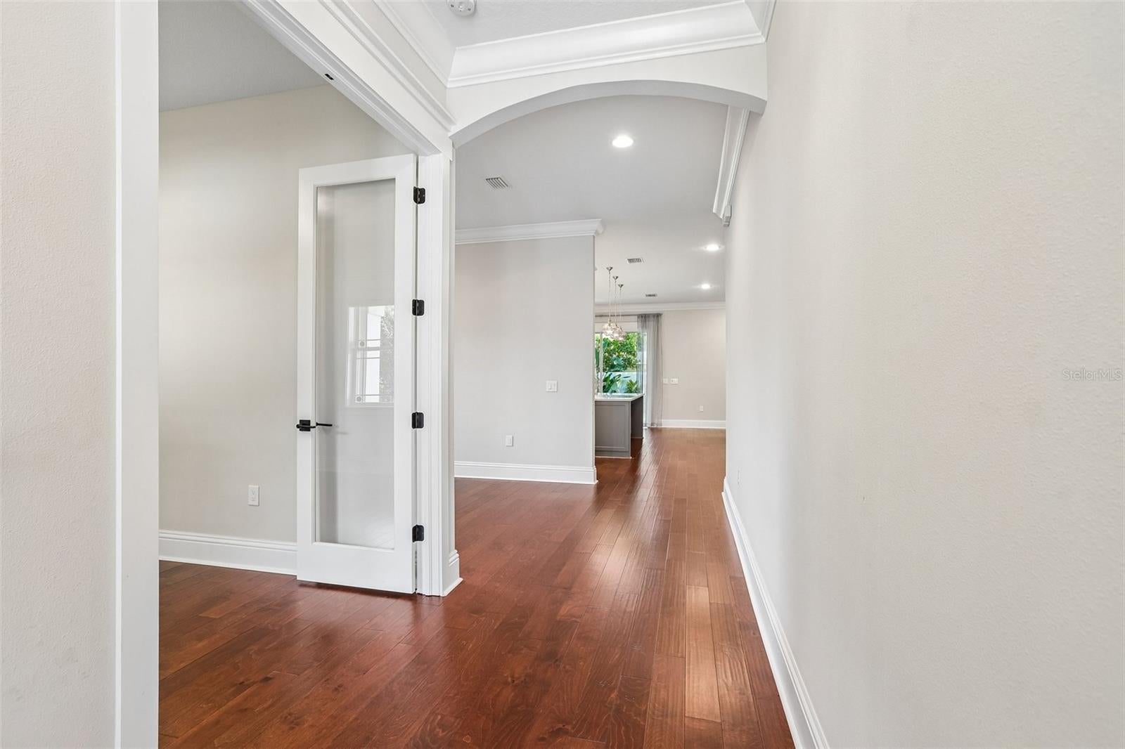 3627 E Clark Cir, Tampa, FL 33629 photo