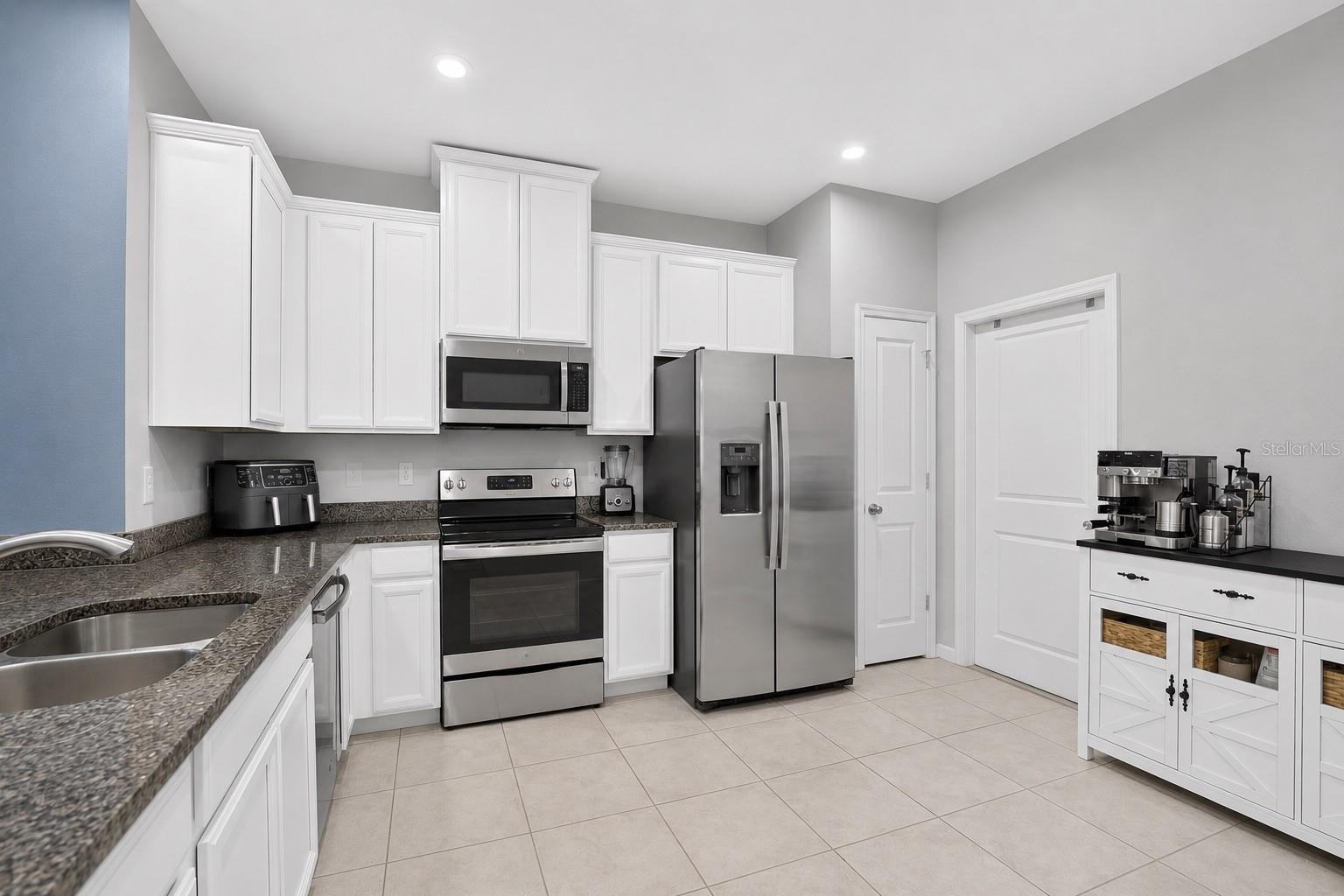 2911 Jacob Crossing Ln, Holiday, FL 34691 photo