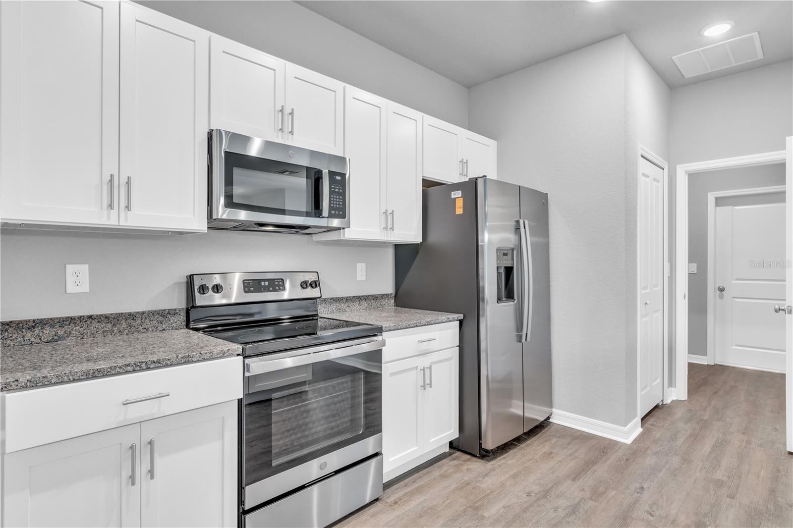 5289 Gillot Blvd, Port Charlotte, FL 33981 photo