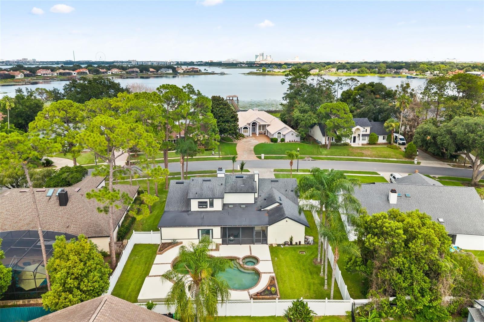 9524 Bay Vista Estates Blvd, Orlando, FL 32836 photo
