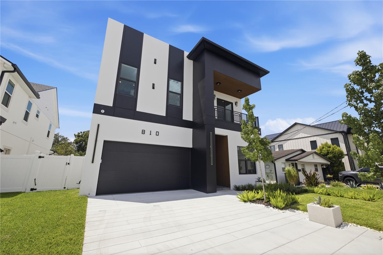 810 W Braddock St, Tampa, FL 33603 photo