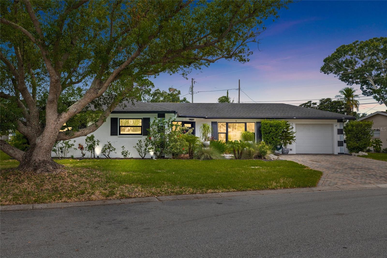 14006 81 Ave, Seminole, FL 33776 photo