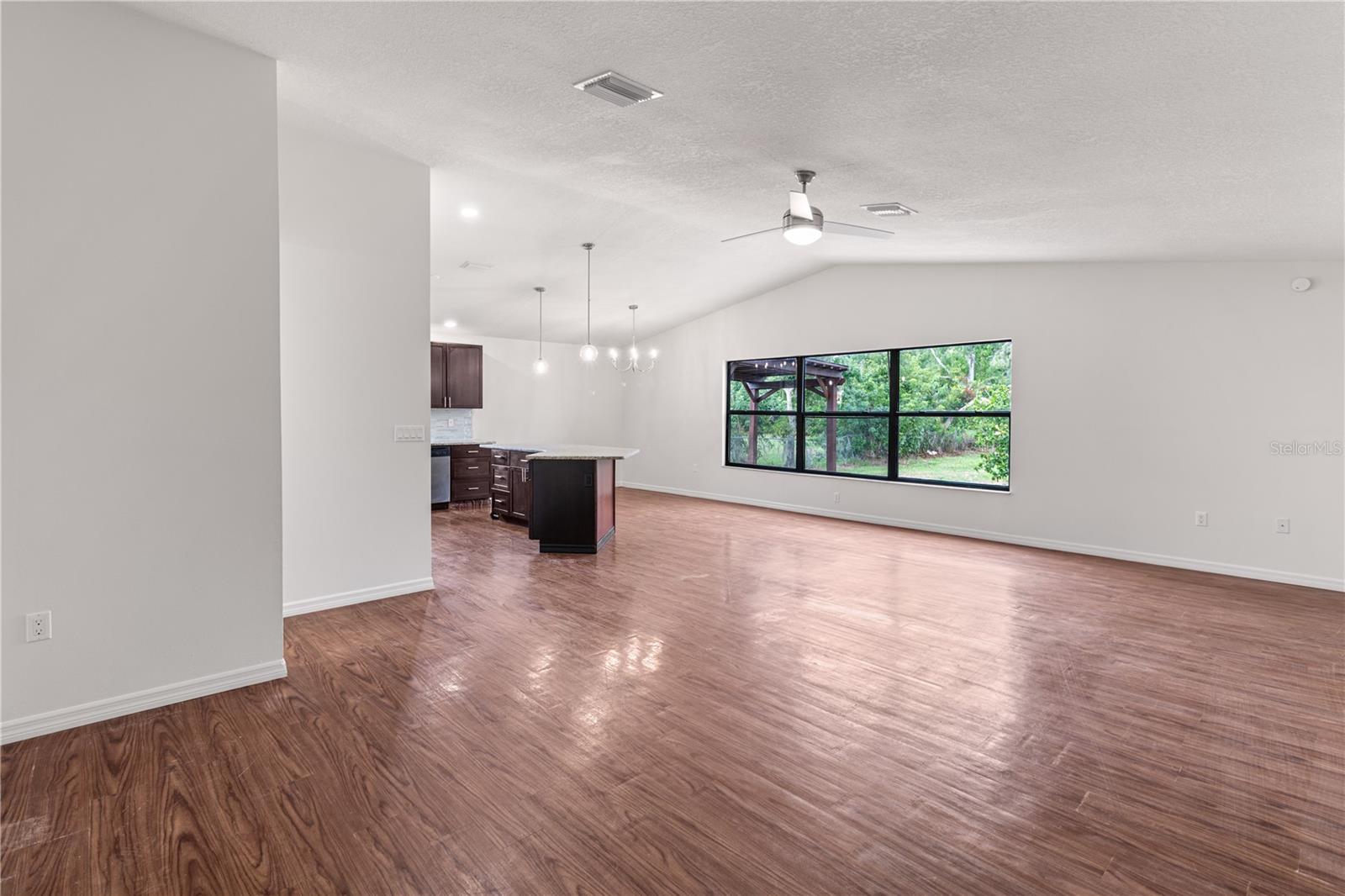 5011 Leon Dr, Palmetto, FL 34221 photo