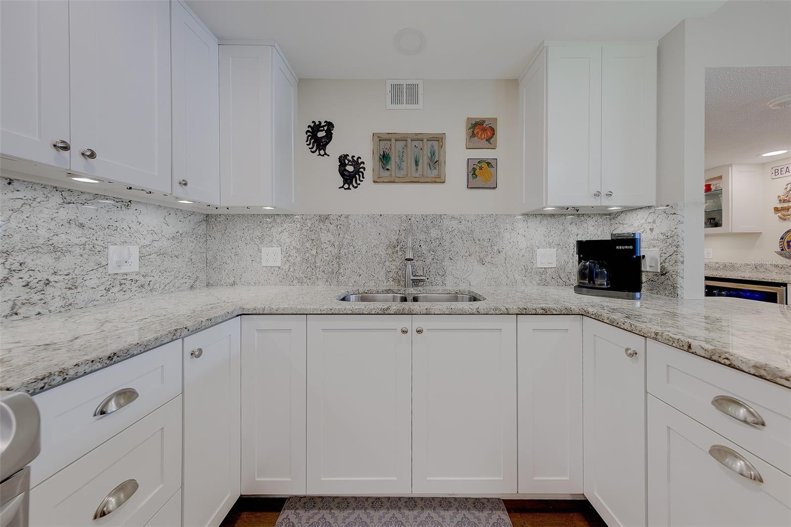 1460 Gulf Blvd #305, Clearwater, FL 33767 photo