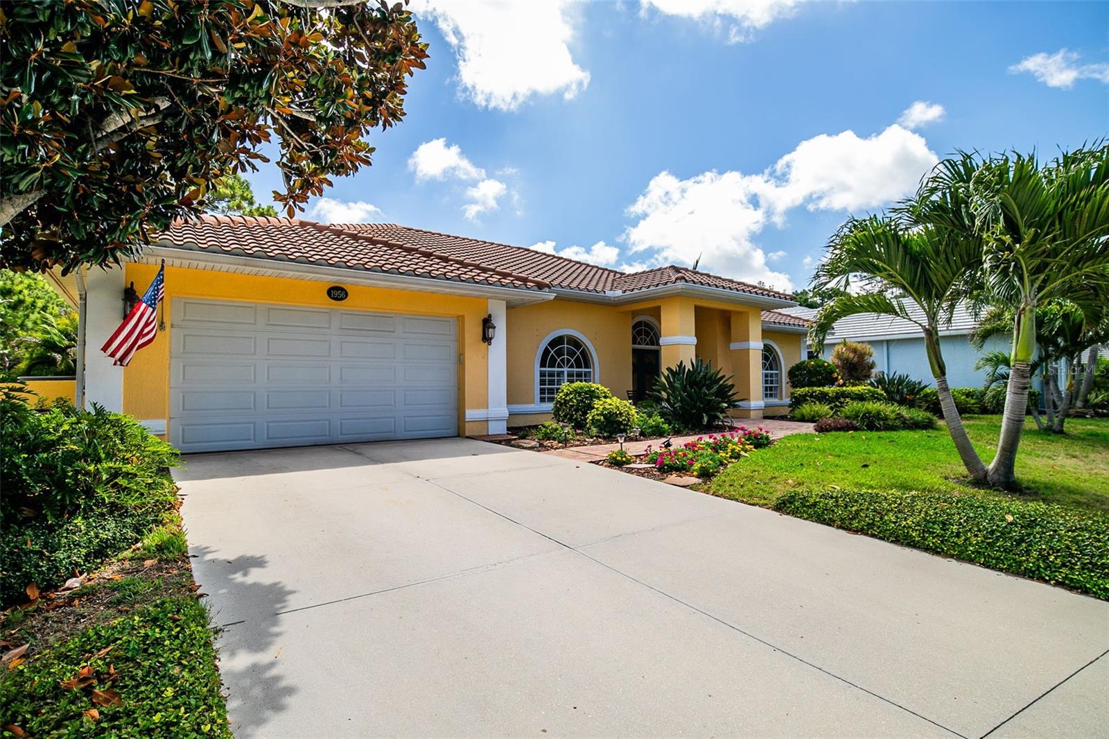 1956 White Feather Ln, Nokomis, FL 34275 photo