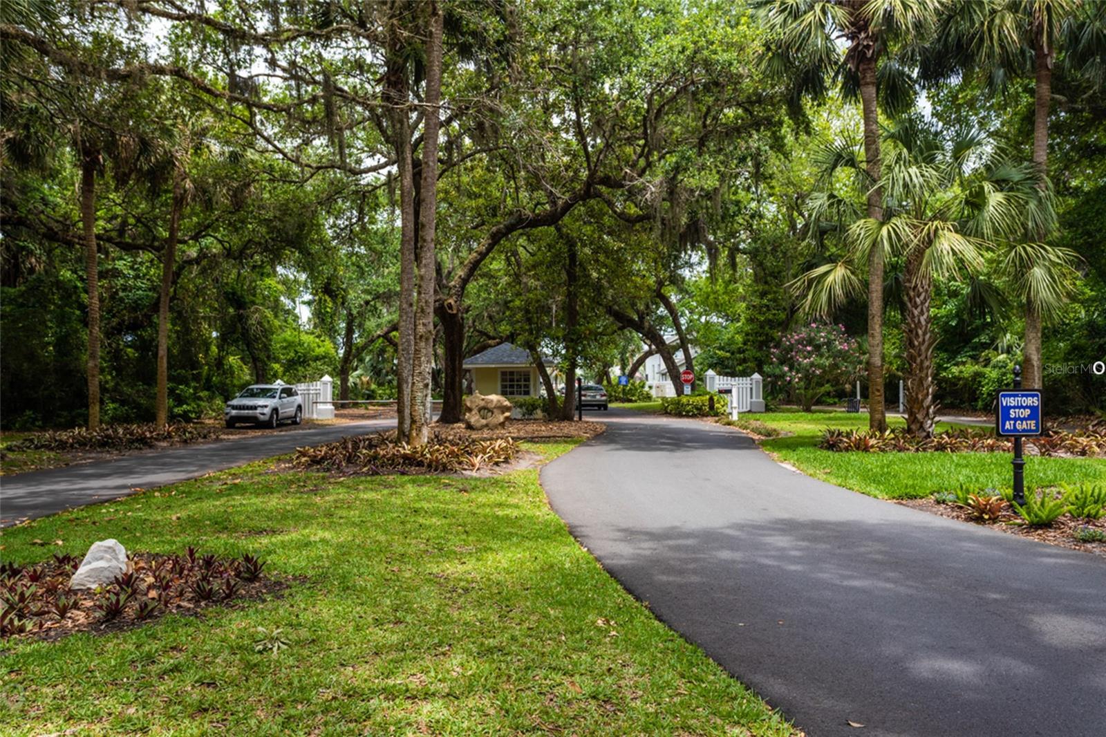 24 Medford Dr, Palm Coast, FL 32137 photo