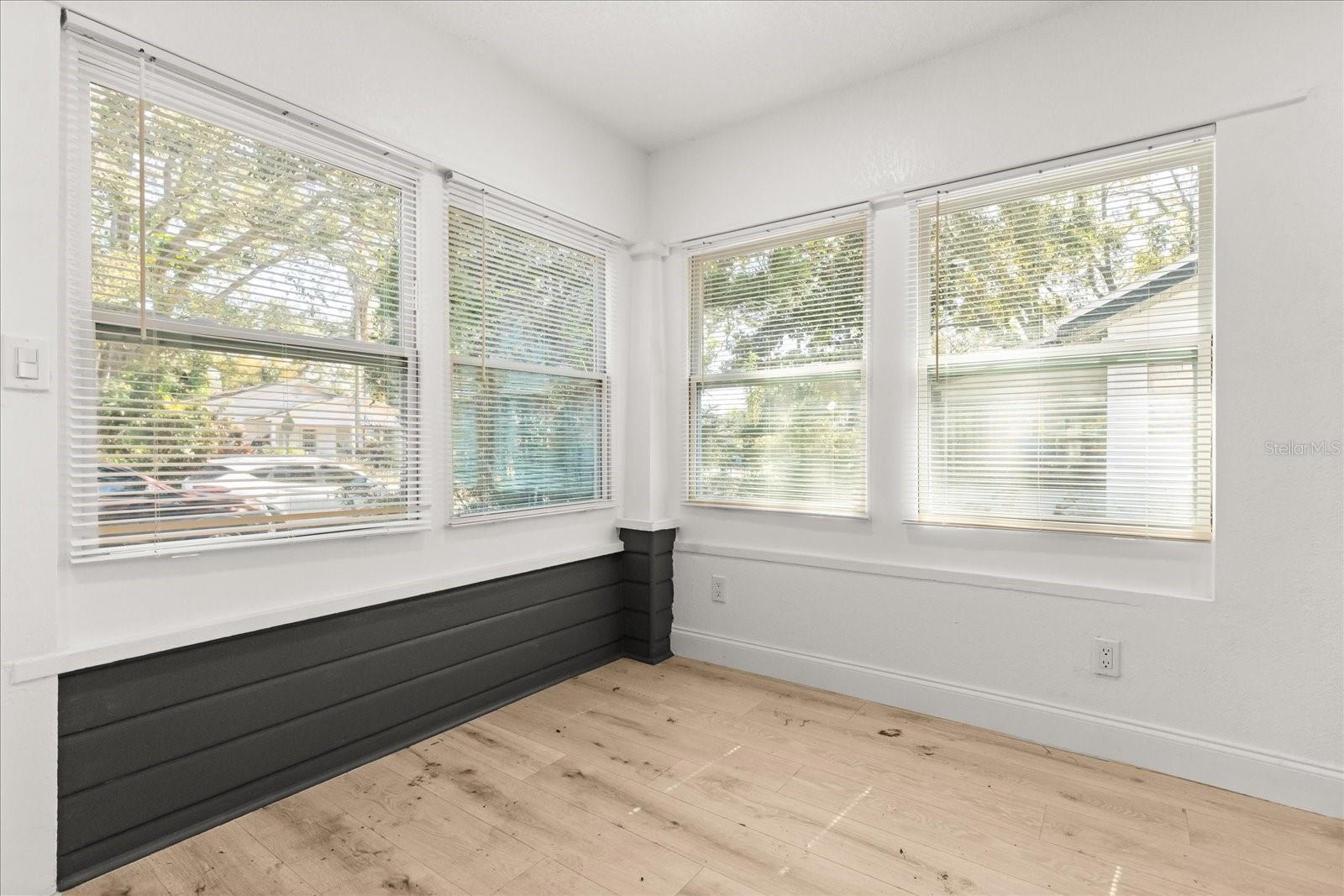 1759 43 St, Saint Petersburg, FL 33711 photo
