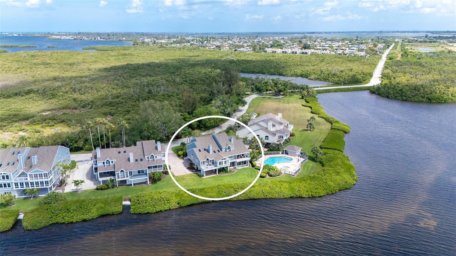 11 Tidy Island Blvd #11, Bradenton, FL 34210 photo