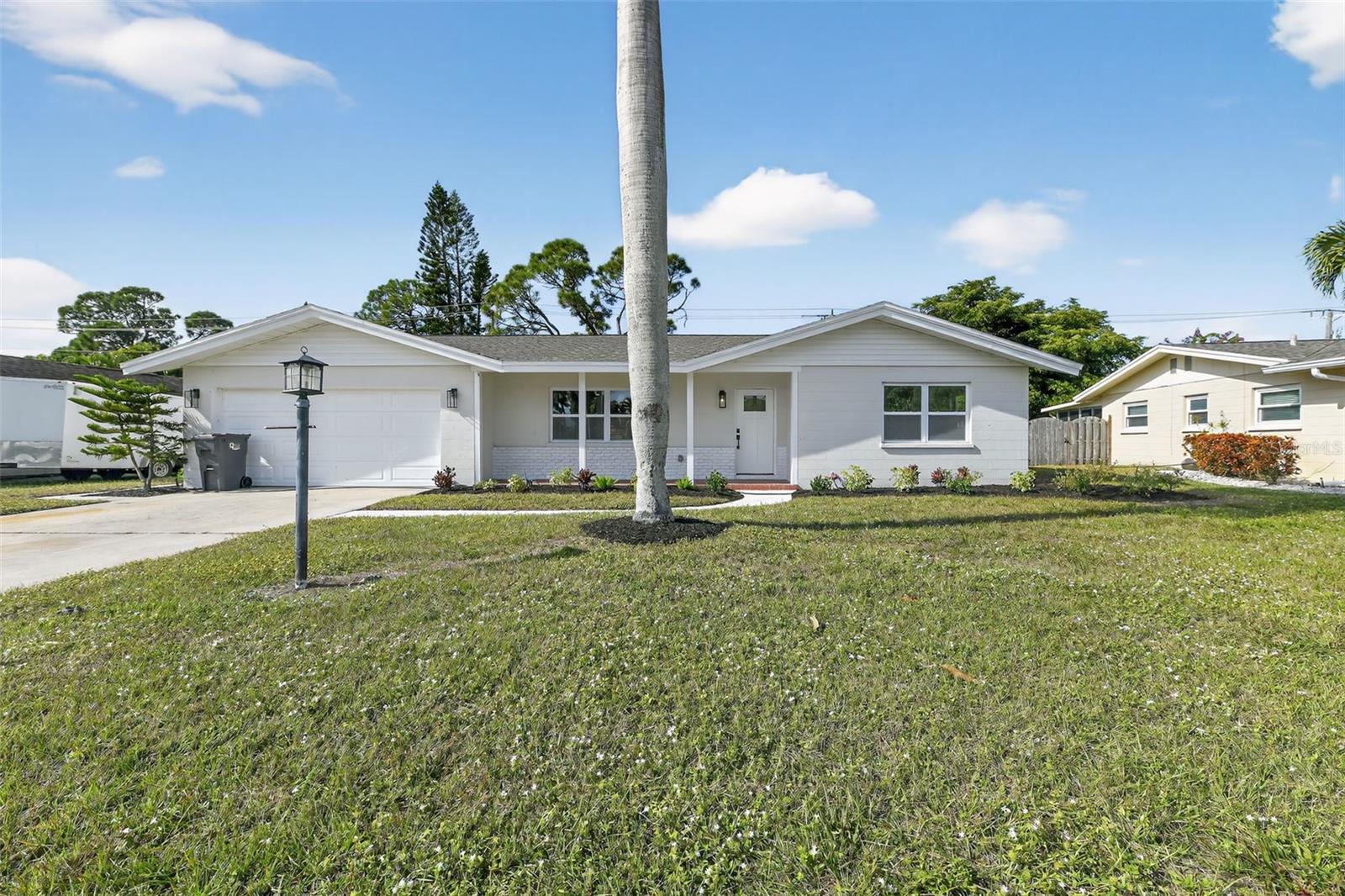 6224 7 Avenue Dr, Bradenton, FL 34209