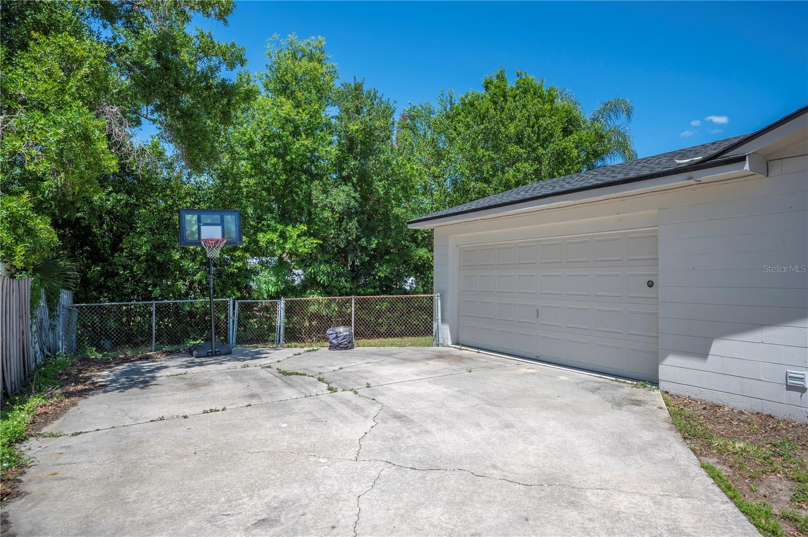 1308 Glenford Ln, Lakeland, FL 33813 photo