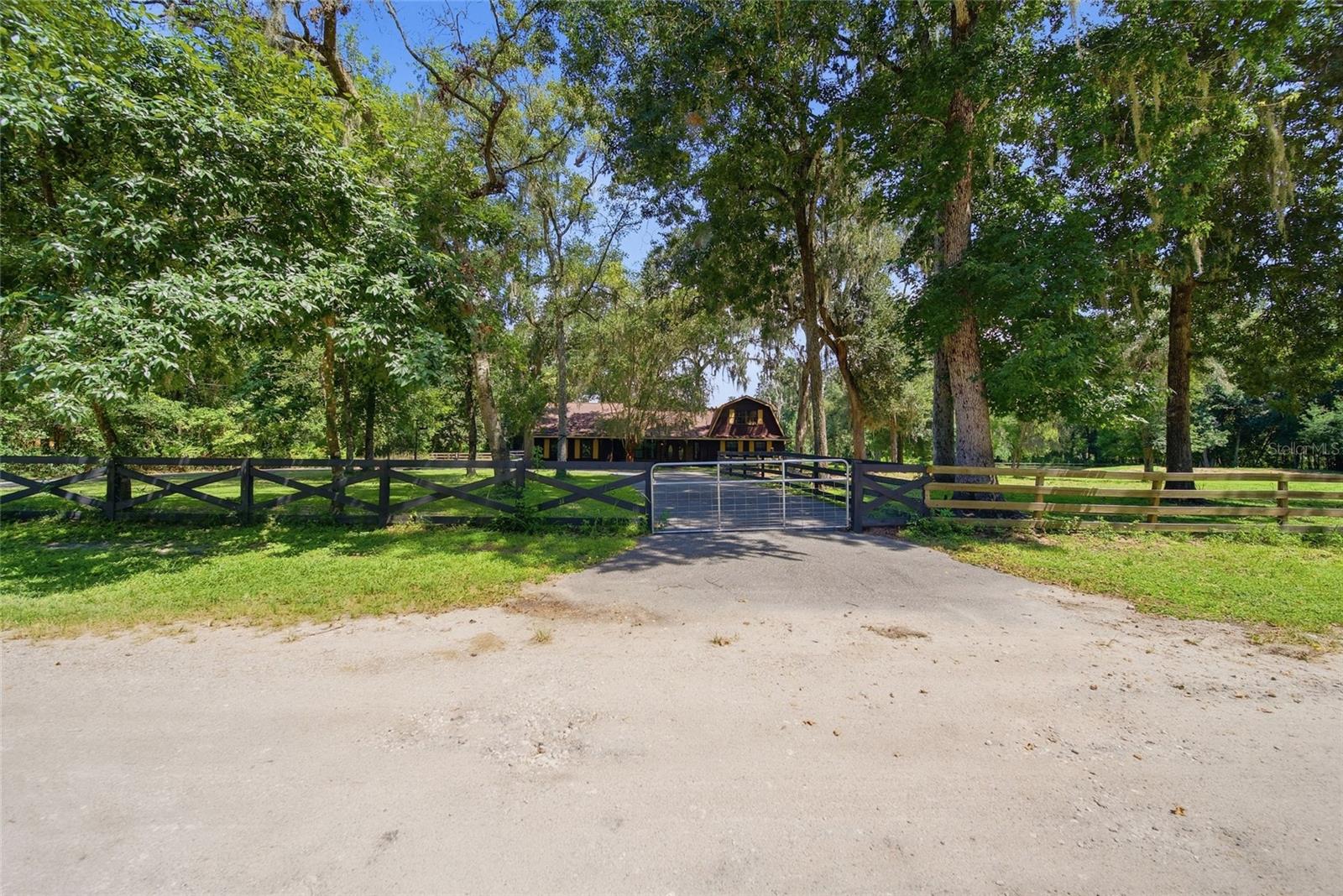 22289 Cheraton Rd, Brooksville, FL 34602 photo