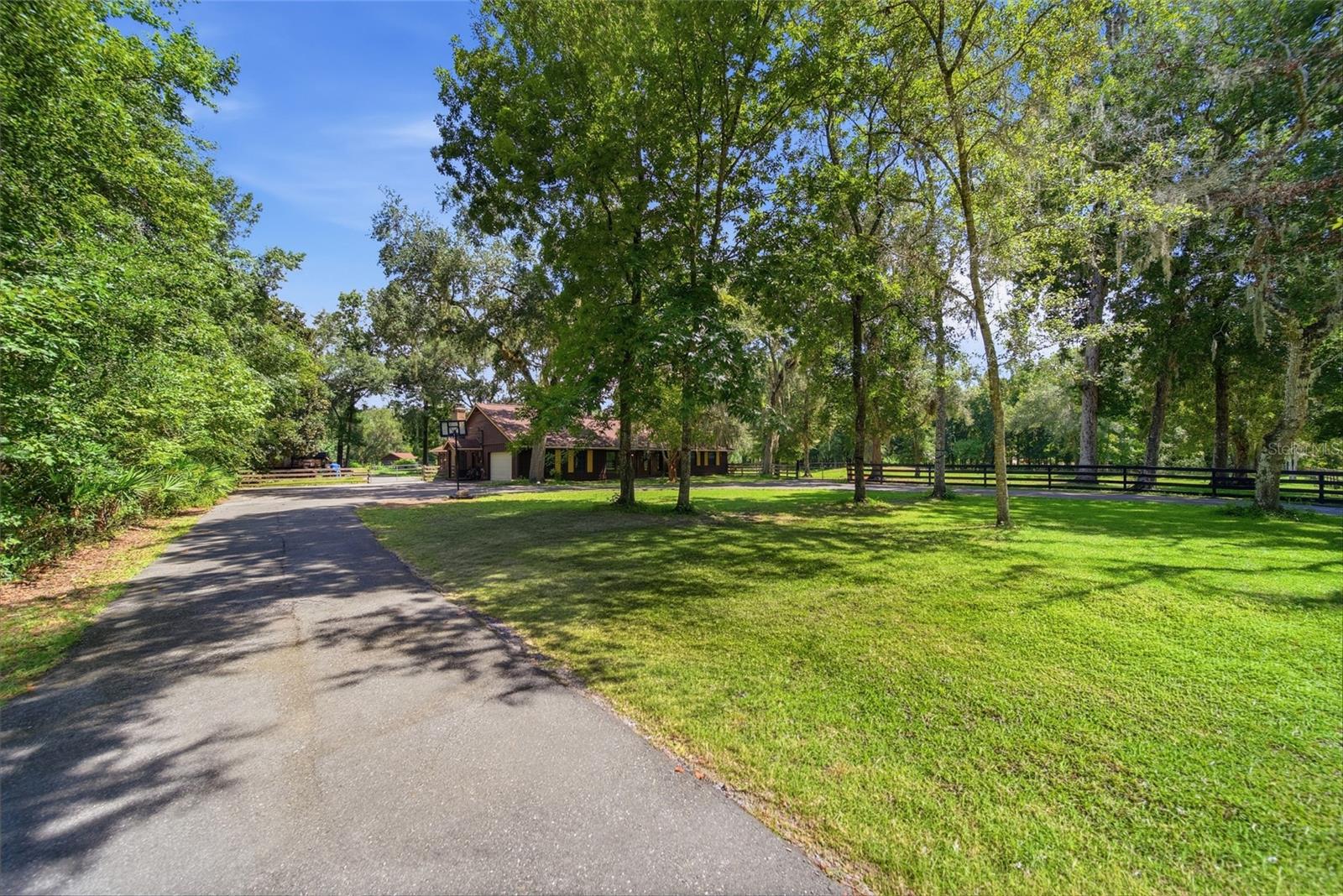 22289 Cheraton Rd, Brooksville, FL 34602 photo