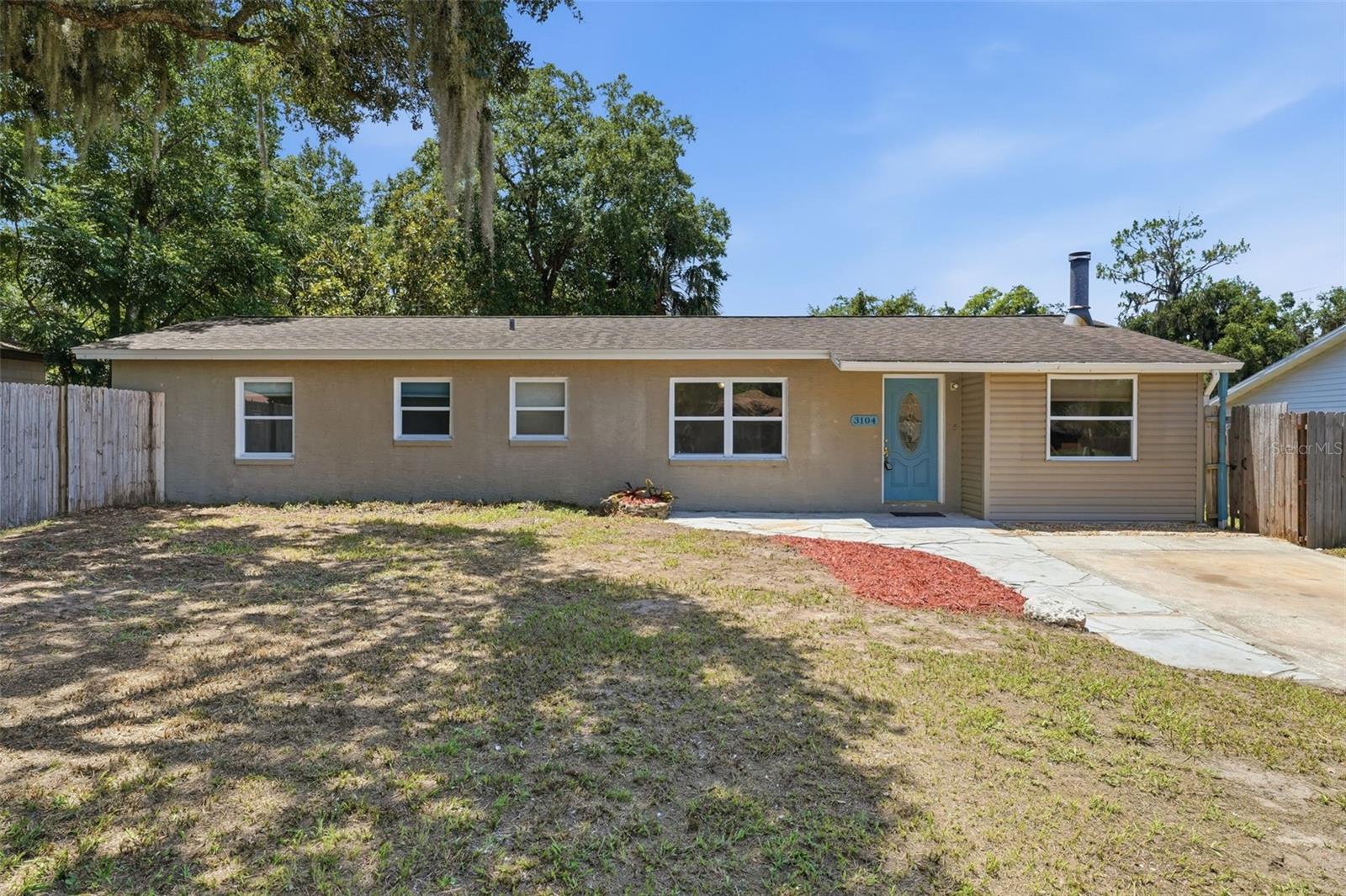 3104 Garden Rd, Eustis, FL 32726
