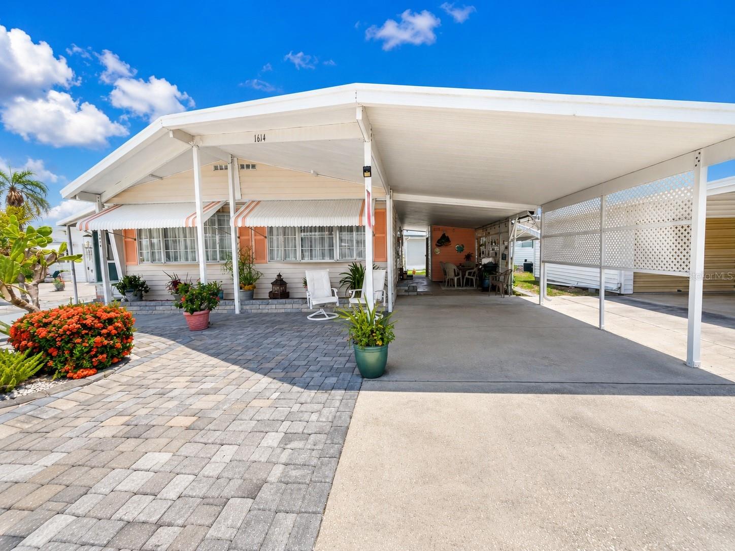 1614 Michigan Ave, Bradenton, FL 34207 photo