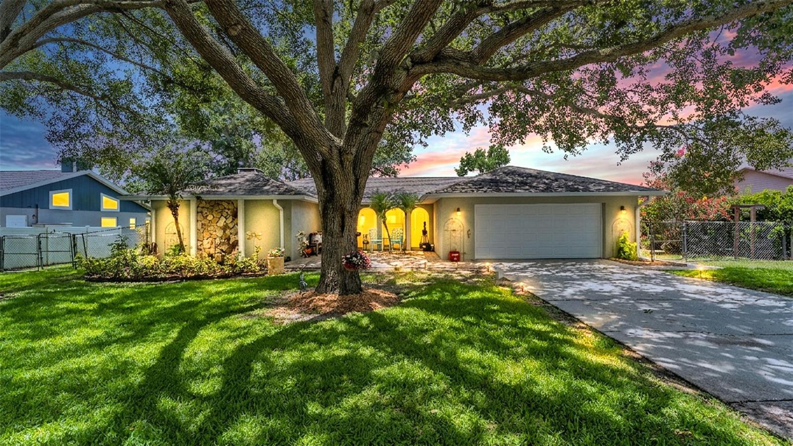 422 Willow Run, Lakeland, FL 33813 photo