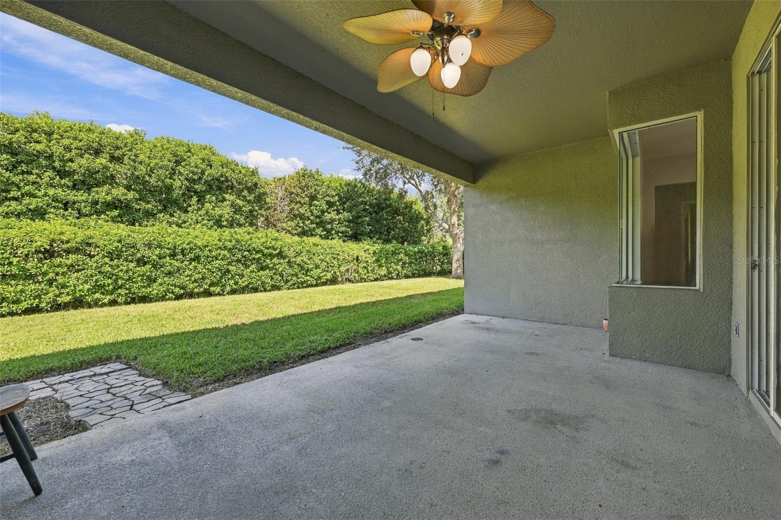 3403 Walden Reserve Dr, Plant City, FL 33566 photo
