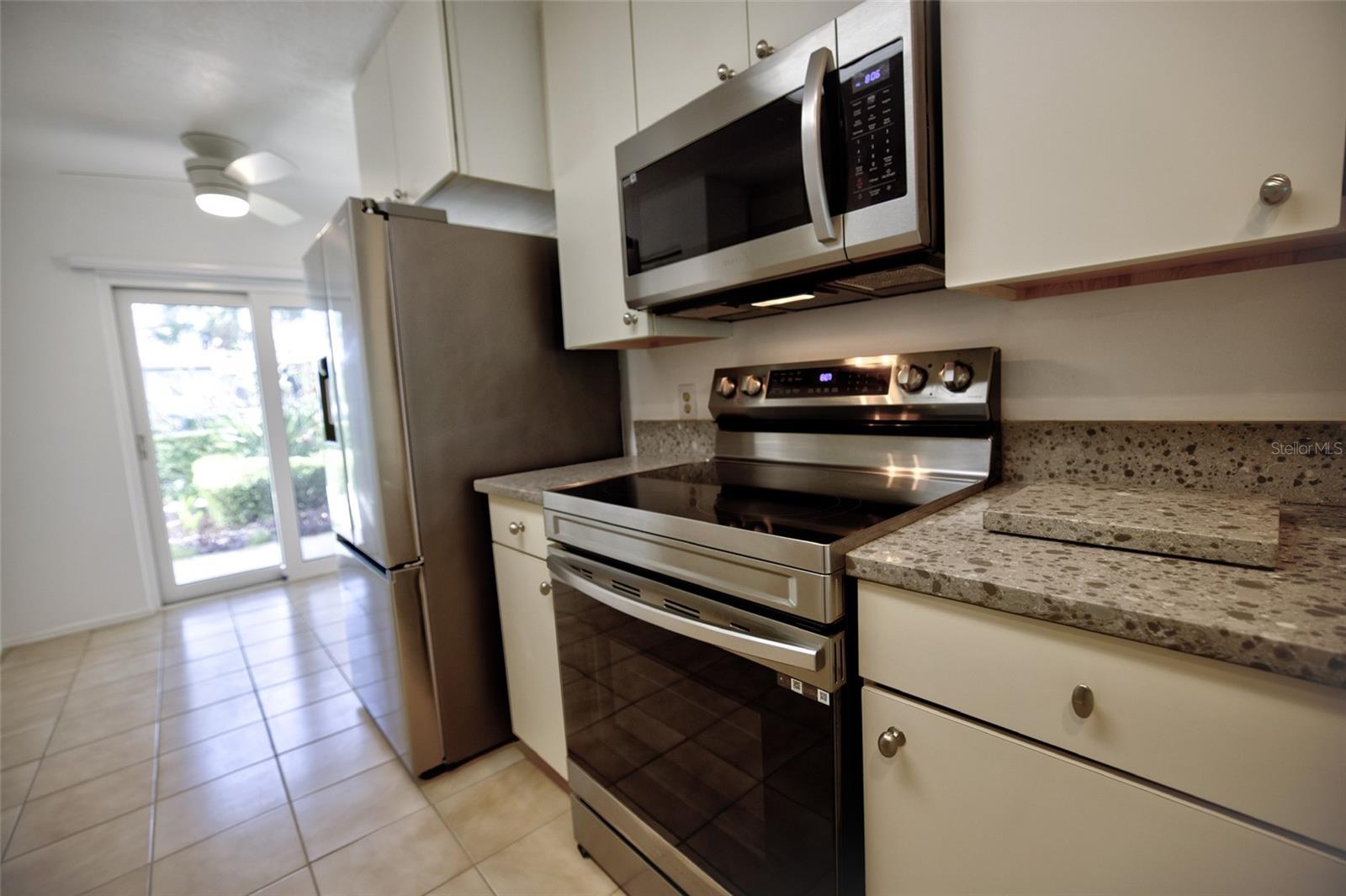 10134 Regal Dr #1, Largo, FL 33774 photo