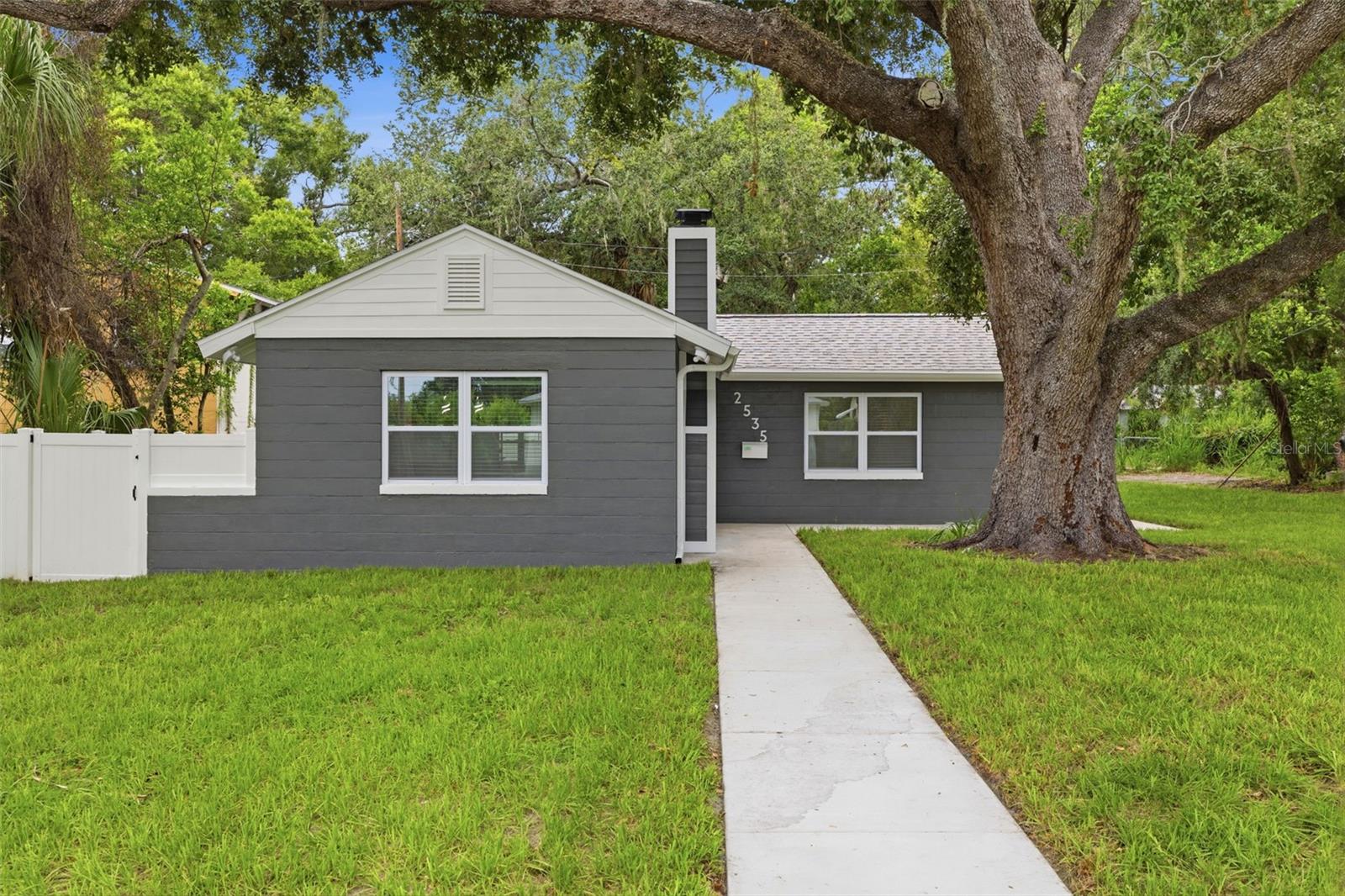 2535 19 St, Saint Petersburg, FL 33712