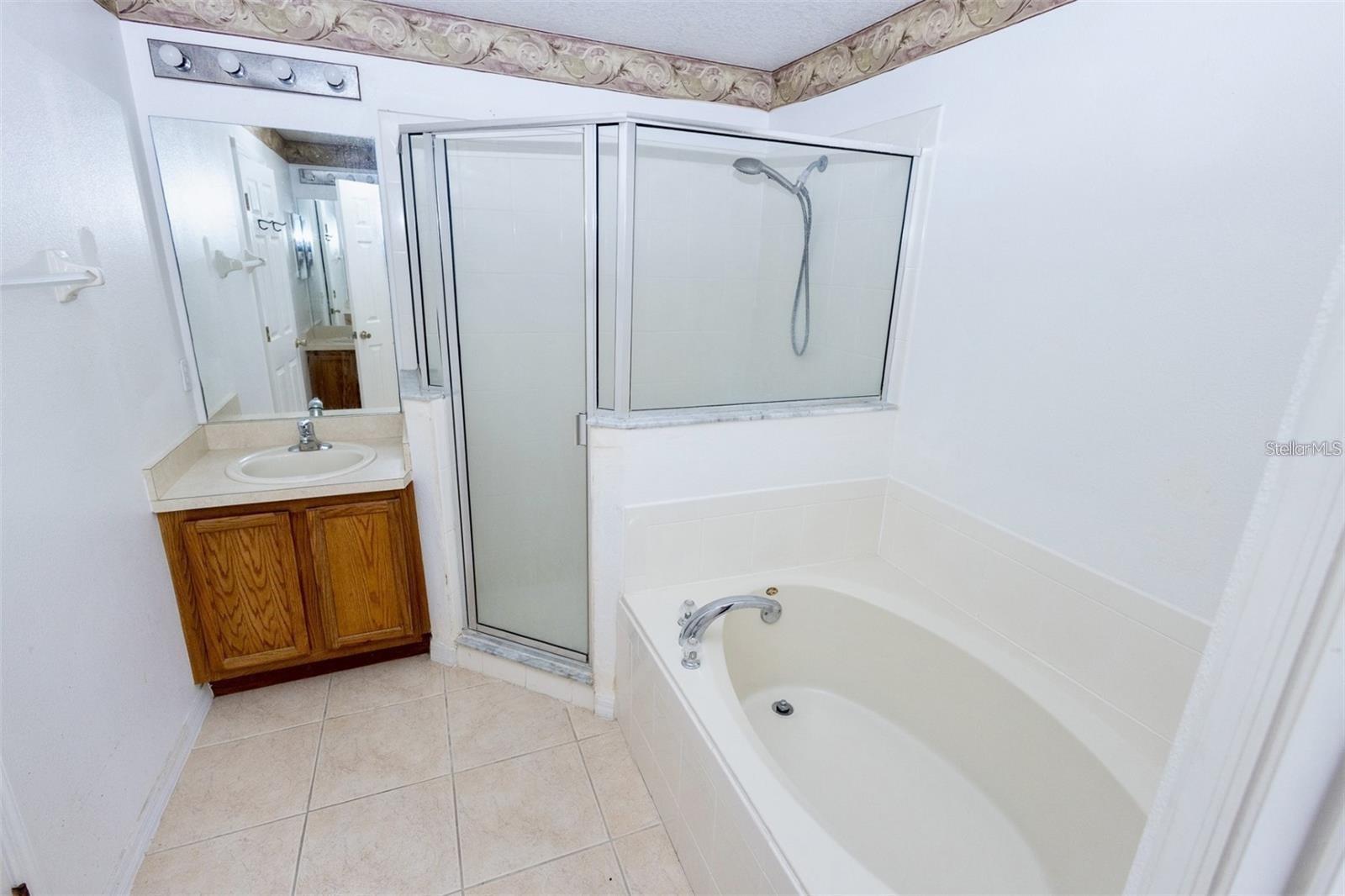 818 Carrousel Ln, Kissimmee, FL 34759 photo
