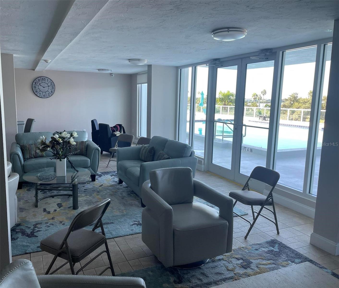 101 S Gulfstream Ave #10 B, Sarasota, FL 34236 photo