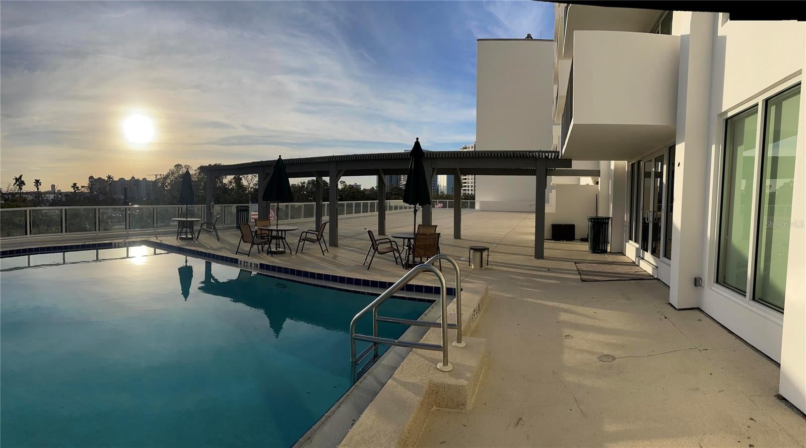 101 S Gulfstream Ave #10 B, Sarasota, FL 34236 photo
