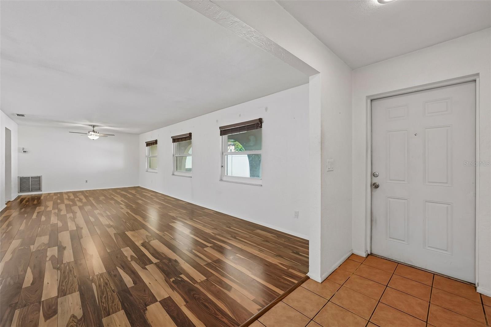 144 8 Ave, Saint Petersburg, FL 33701 photo